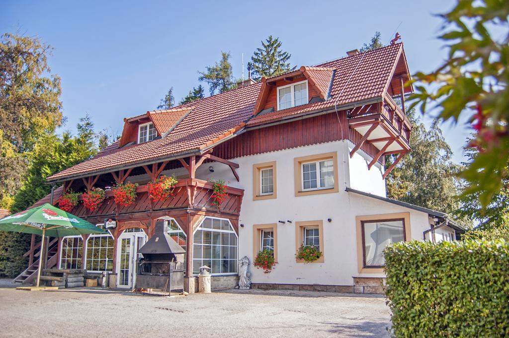 Pension Trautenberk Studenec エクステリア 写真